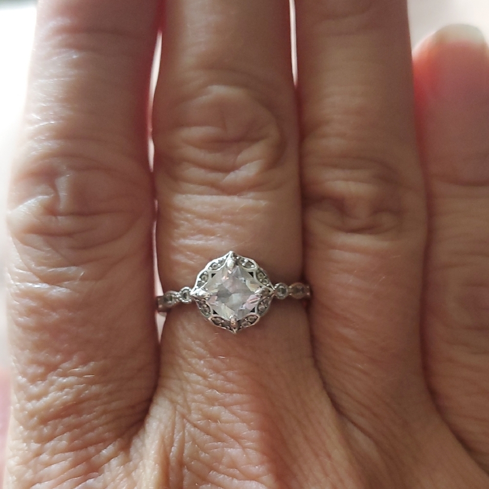 STERLING SILVER VINTAGE RING